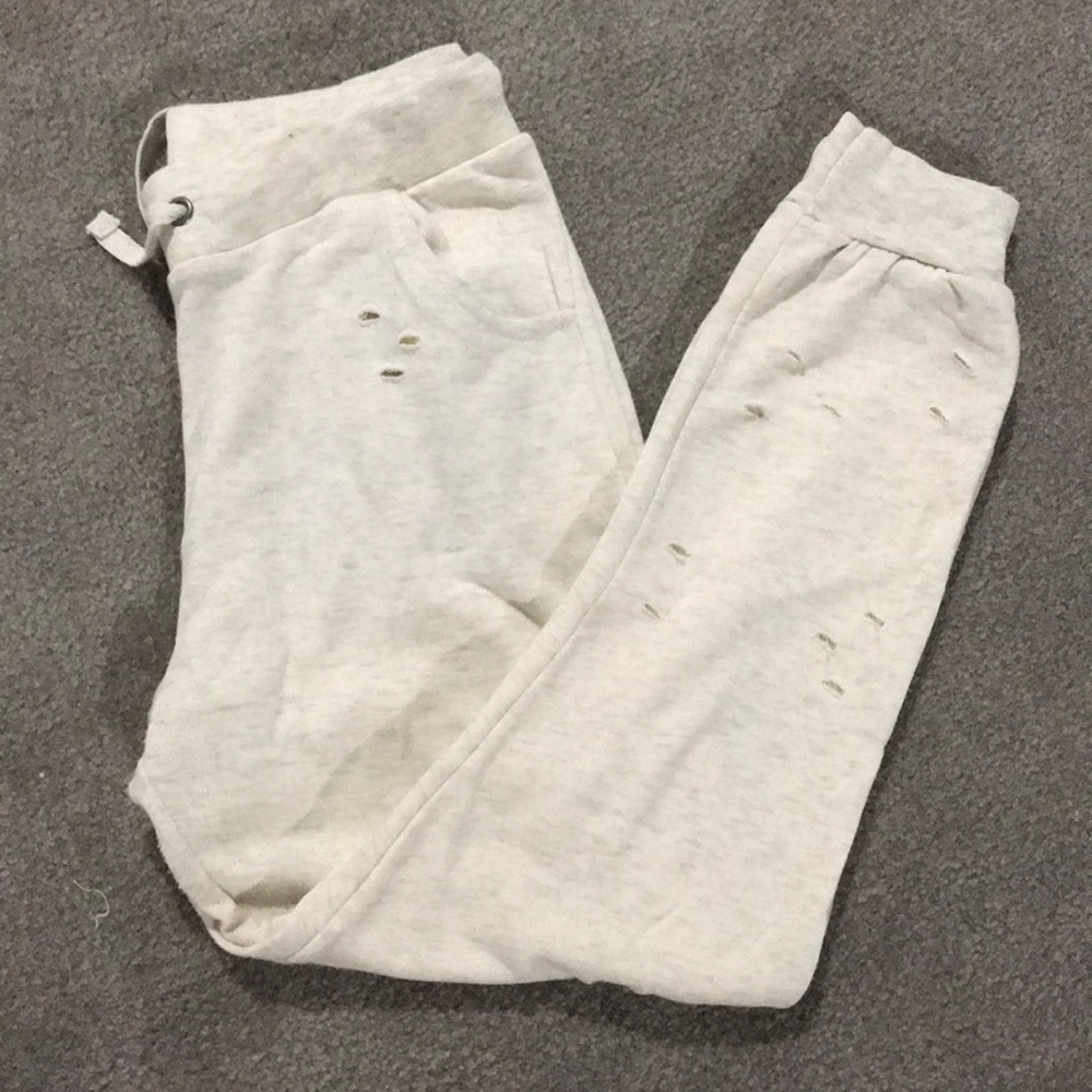 •boutique• distressed joggers